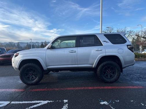 2018 Toyota 4Runner Sport