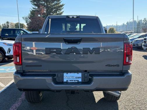 Ceramic Gray Clearcoat 2026 RAM 2500 Big Horn
