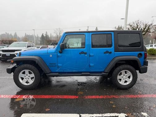 2016 Jeep Wrangler Unlimited Sport