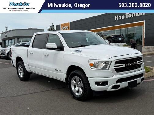 Bright White Clearcoat 2021 RAM 1500 Big Horn