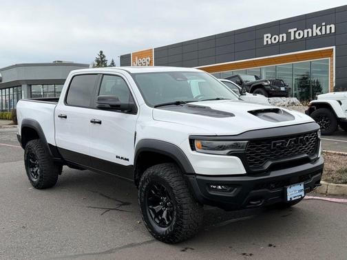Bright White Clearcoat 2026 RAM 1500 RHO