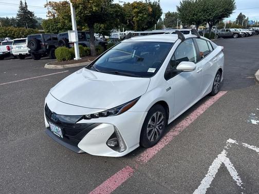 2022 Toyota Prius Prime Limited