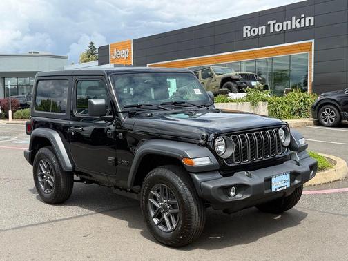 Black Clearcoat 2026 Jeep Wrangler Sport