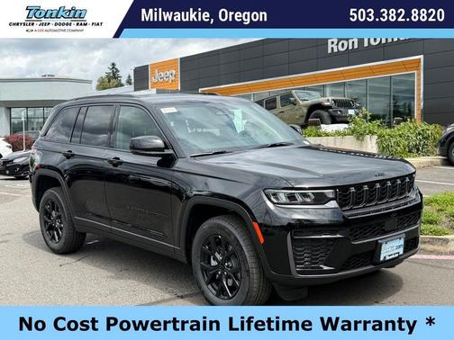 Diamond Black 2026 Jeep Grand Cherokee Laredo
