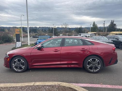 2022 Kia K5 EX