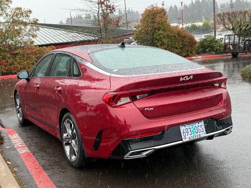 Passion Red 2022 Kia K5 EX