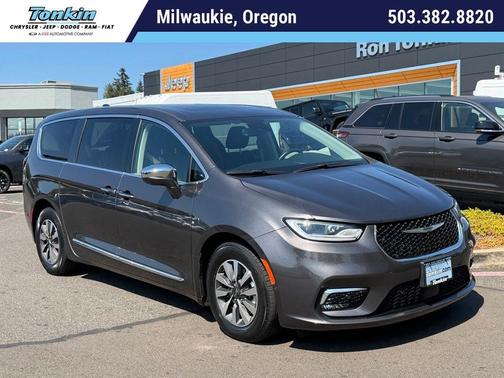 Granite Crystal Clearcoat Metallic 2022 Chrysler Pacifica Hybrid Limited