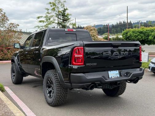 Diamond Black 2026 RAM 1500 RHO