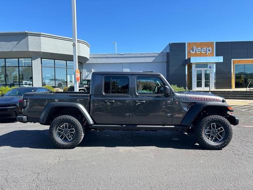 2025 Jeep Gladiator Mojave