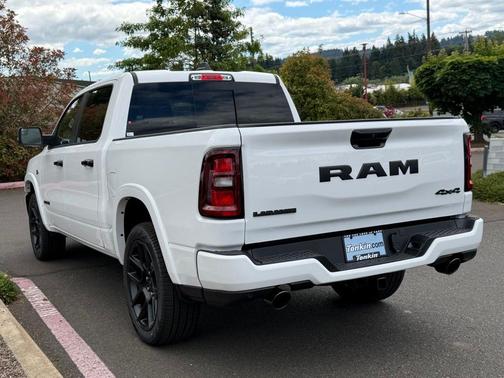 Bright White Clearcoat 2026 RAM 1500 Laramie