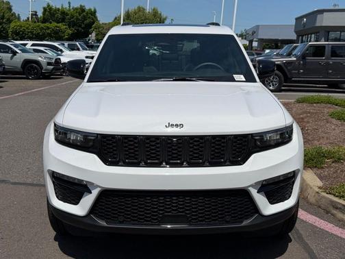 Bright White Clearcoat 2025 Jeep Grand Cherokee Limited
