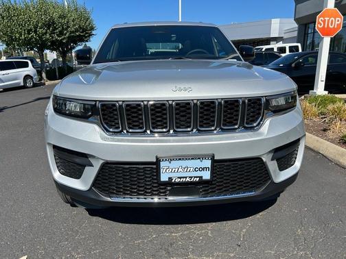 2025 Jeep Grand Cherokee Laredo X