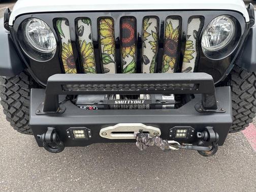 Bright White Clearcoat 2023 Jeep Wrangler Sport