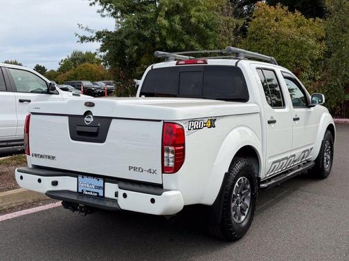 Glacier White 2020 Nissan Frontier PRO-4X