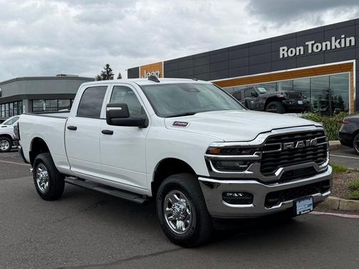 Bright White Clearcoat 2026 RAM 2500 Tradesman