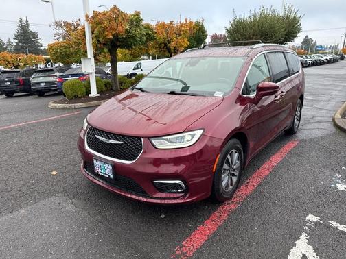 2021 Chrysler Pacifica Touring-L