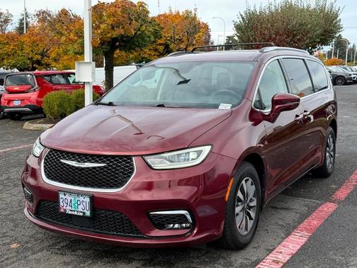 2021 Chrysler Pacifica Touring-L