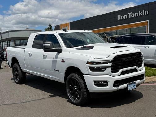 Bright White Clearcoat 2026 RAM 2500 Laramie