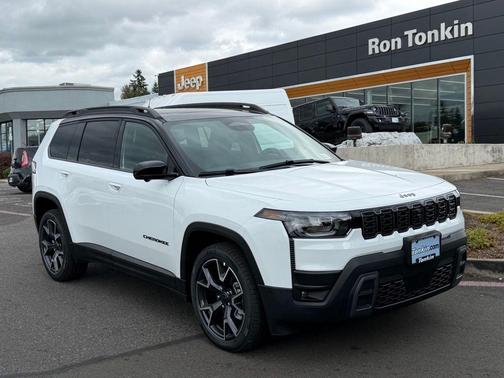 Bright White Clearcoat 2026 Jeep Cherokee Overland