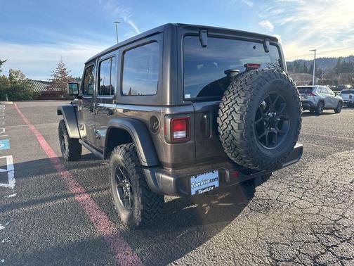 Granite Crystal Clearcoat Metallic 2026 Jeep Wrangler Sport