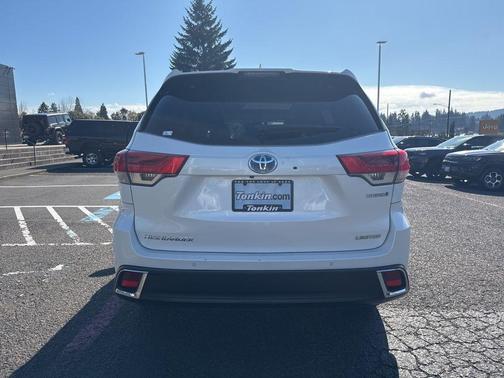 2019 Toyota Highlander Hybrid 
