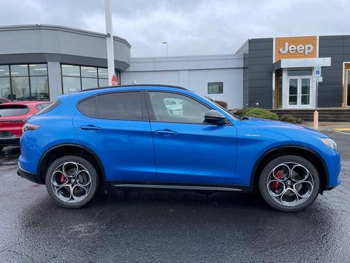 2024 Alfa Romeo Stelvio Veloce