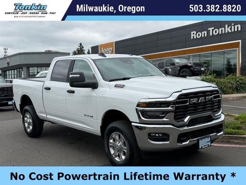 Bright White Clearcoat 2026 RAM 2500 Big Horn