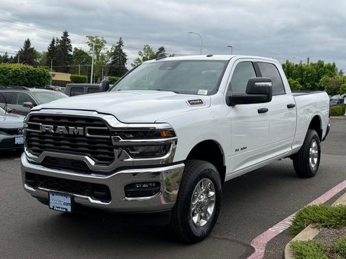 Bright White Clearcoat 2026 RAM 2500 Big Horn