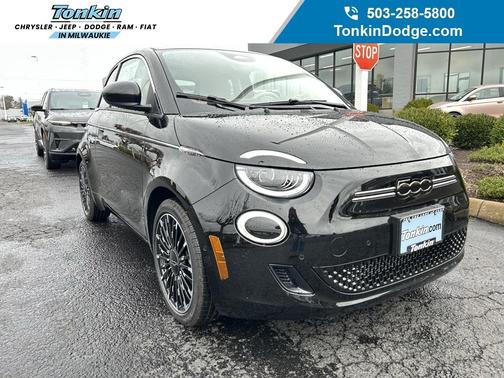 2024 FIAT 500e Base