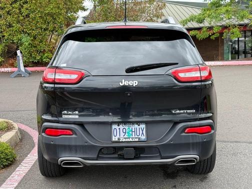 Brilliant Black Crystal Pearlcoat 2015 Jeep Cherokee Limited