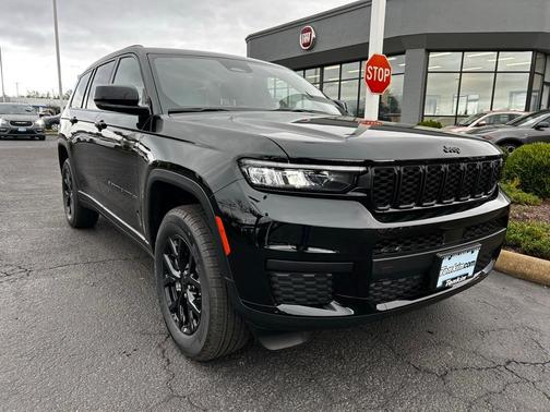 2025 Jeep Grand Cherokee L Laredo