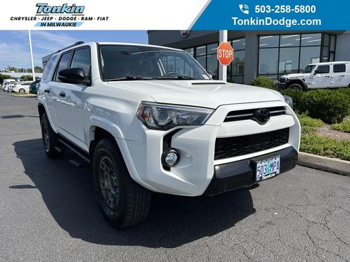 2020 Toyota 4Runner Venture
