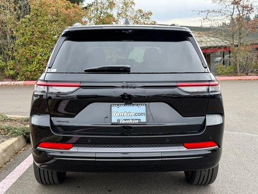 Diamond Black 2026 Jeep Grand Cherokee Limited