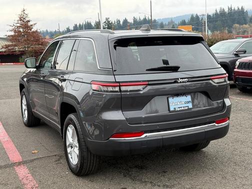 2024 Jeep Grand Cherokee Laredo