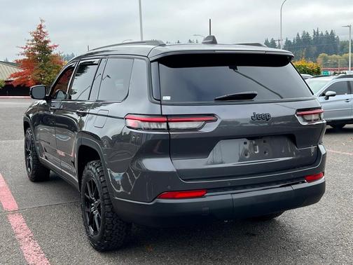 2024 Jeep Grand Cherokee L Laredo