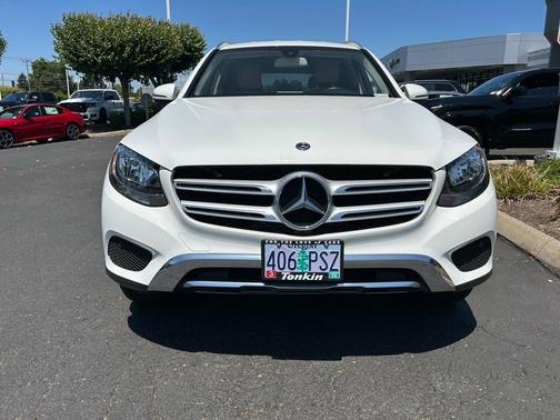 2019 Mercedes-Benz GLC 300 Base 4MATIC