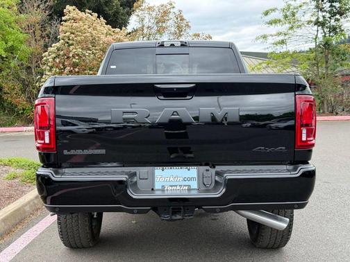 Diamond Black 2026 RAM 2500 Laramie