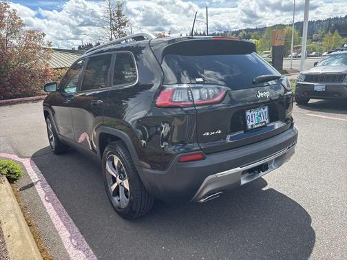 Diamond Black 2019 Jeep Cherokee Limited