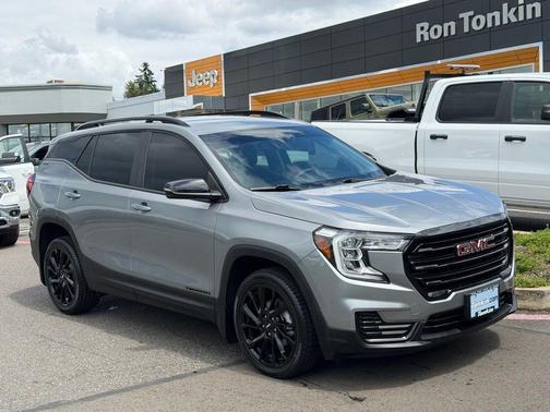 Sterling 2023 GMC Terrain SLE