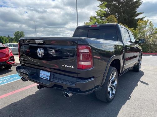 Photo 5 of 32 of 2019 RAM 1500 Limited