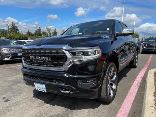 Photo 3 of 32 of 2019 RAM 1500 Limited