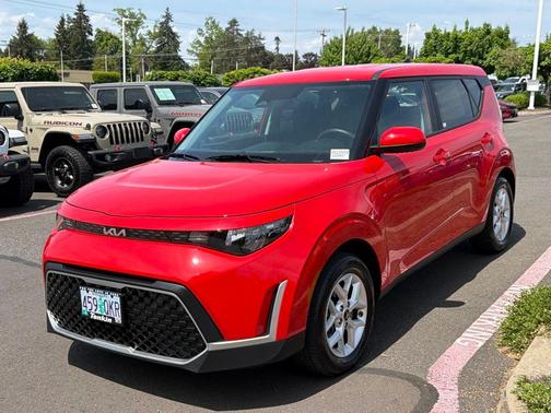 Inferno Red 2025 Kia Soul LX