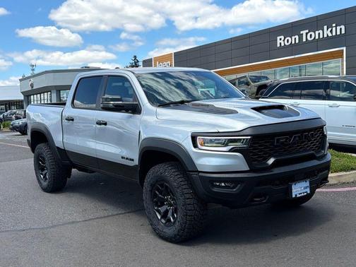 Silver Zynith 2026 RAM 1500 RHO