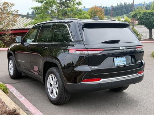 Diamond Black 2022 Jeep Grand Cherokee Limited