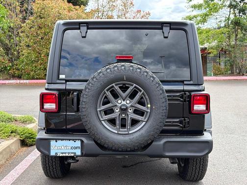 Black Clearcoat 2026 Jeep Wrangler Sport