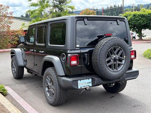 Black Clearcoat 2026 Jeep Wrangler Sport