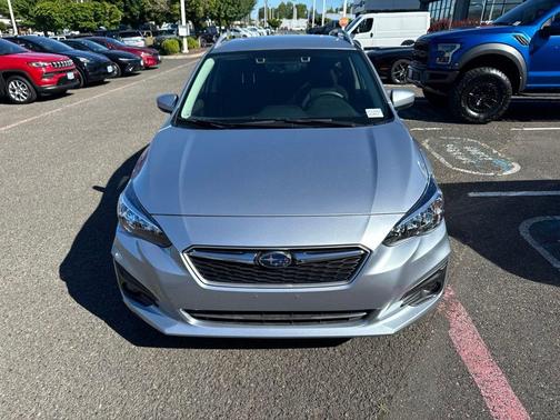 Ice Silver Metallic 2018 Subaru Impreza 2.0i Premium