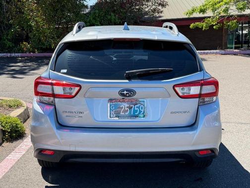 Ice Silver Metallic 2018 Subaru Impreza 2.0i Premium