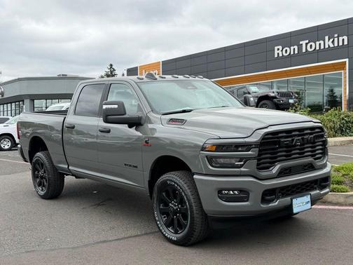 Ceramic Gray Clearcoat 2026 RAM 2500 Big Horn