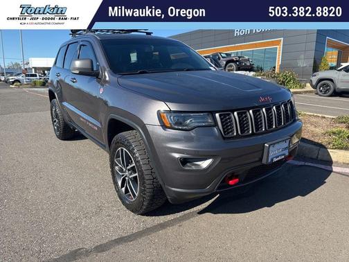 Granite Crystal Clearcoat Metallic 2018 Jeep Grand Cherokee Trailhawk